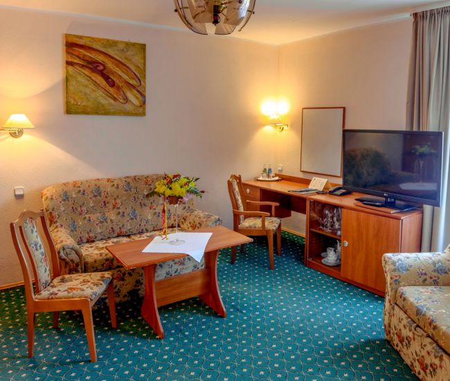 Suite - building with an elevator